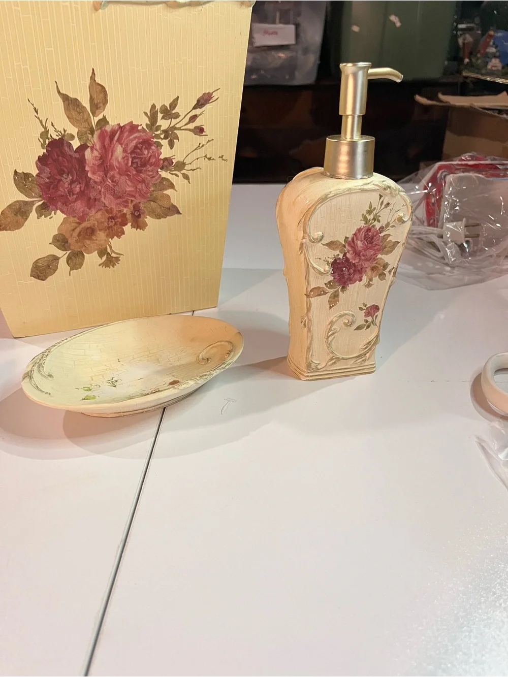 Croscill Cream Bath Vanity Set with Pink Rose Motif
